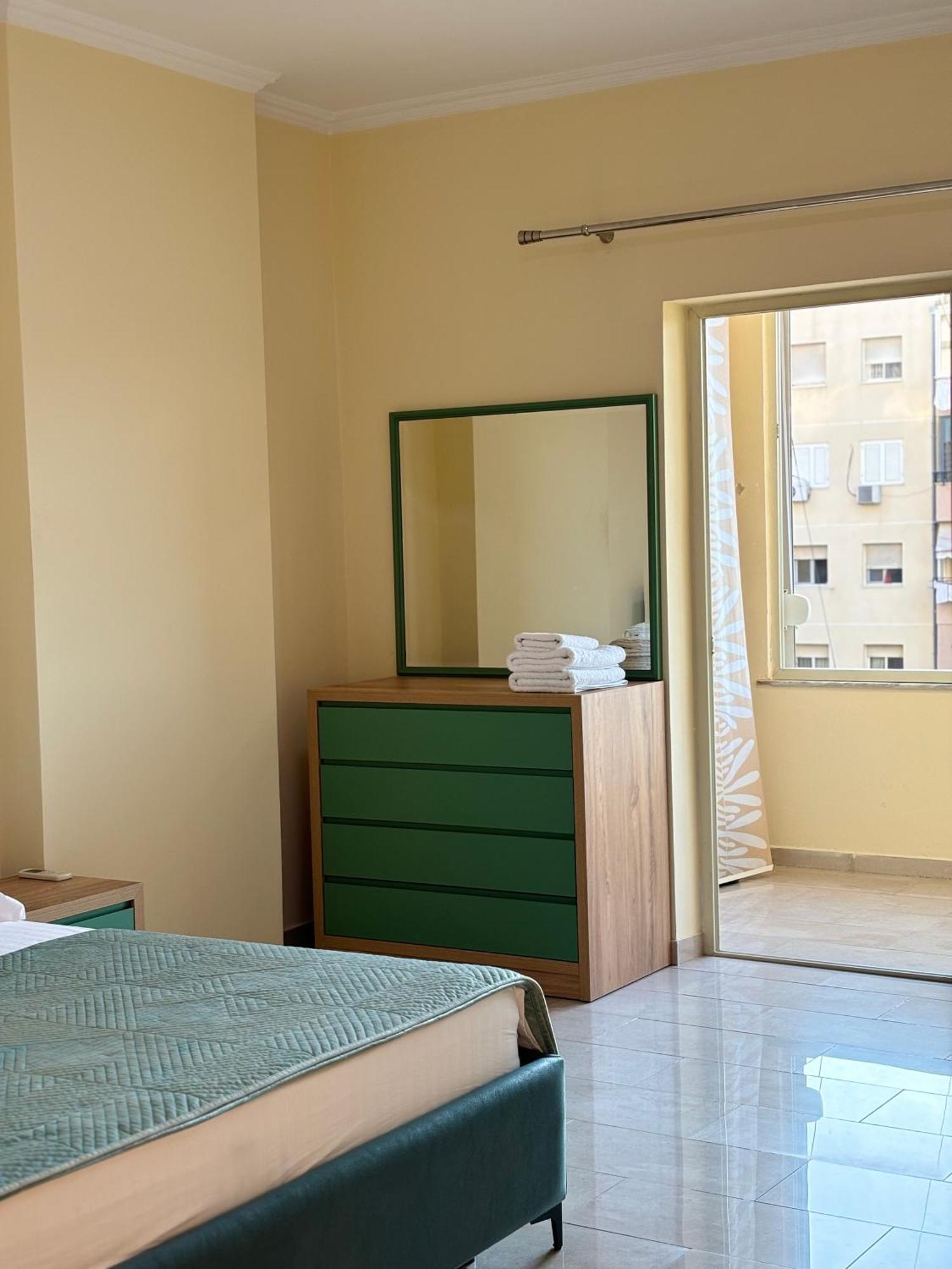Tam 2Bdr Center Taiwan Apartment 地拉那 外观 照片