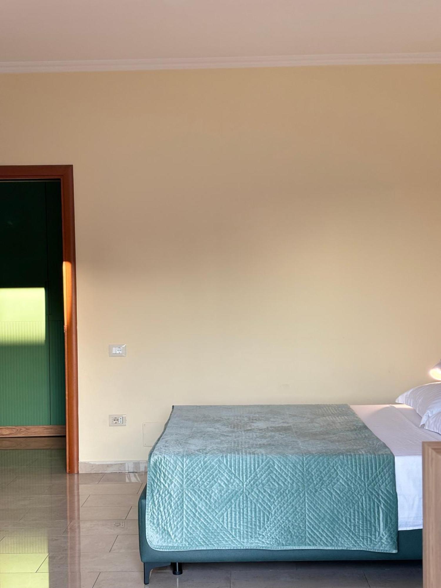 Tam 2Bdr Center Taiwan Apartment 地拉那 外观 照片