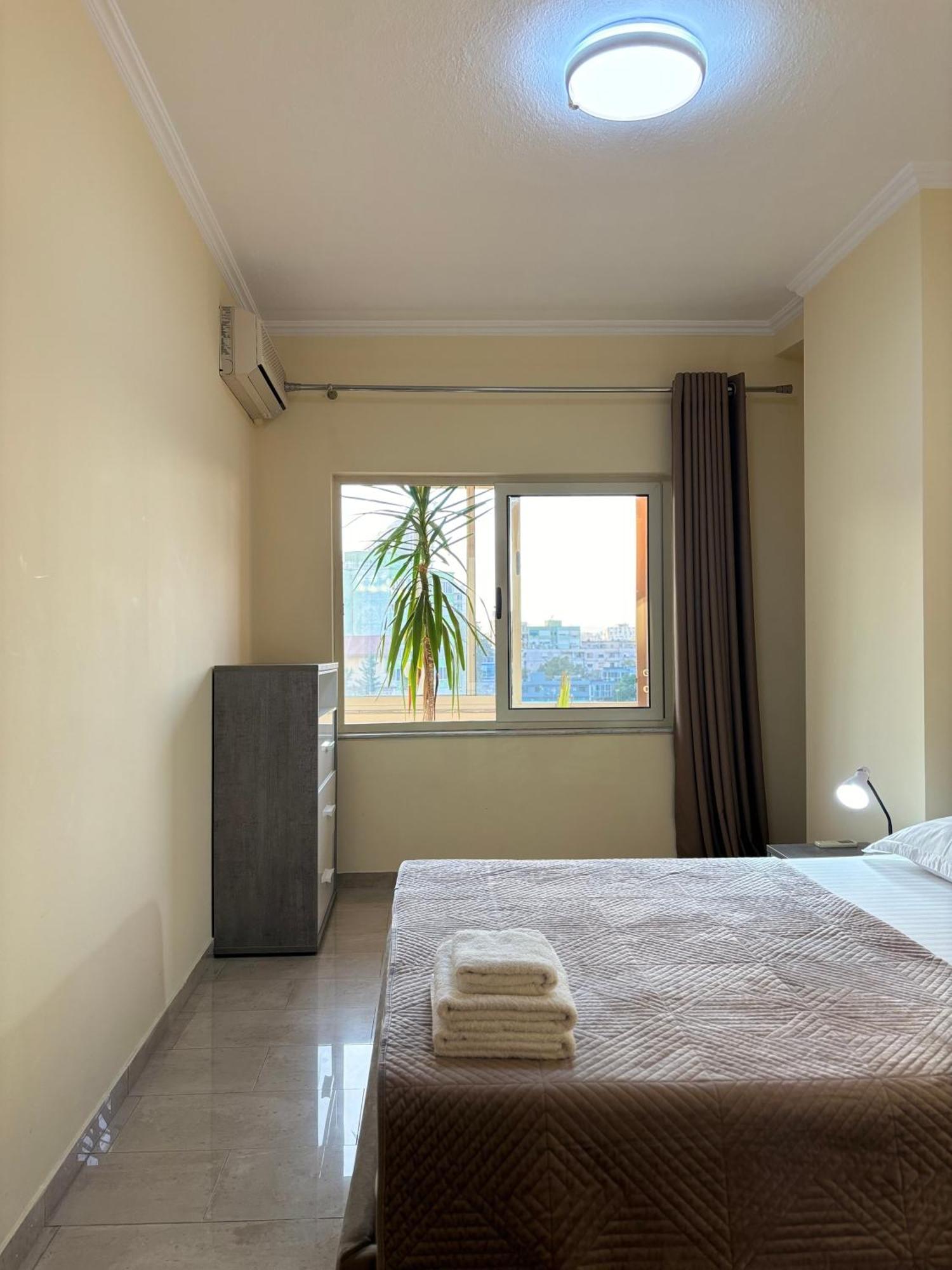 Tam 2Bdr Center Taiwan Apartment 地拉那 外观 照片