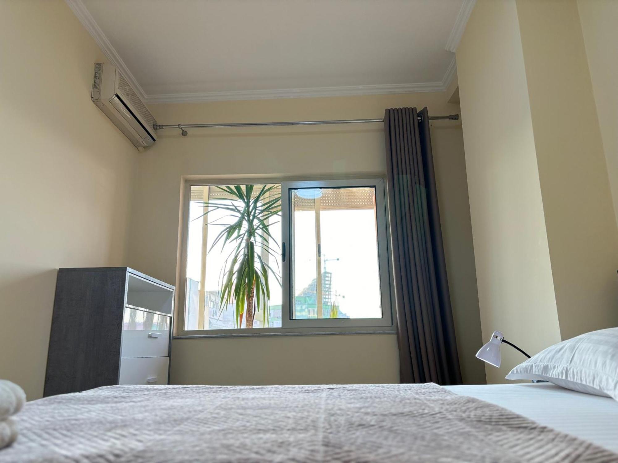 Tam 2Bdr Center Taiwan Apartment 地拉那 外观 照片